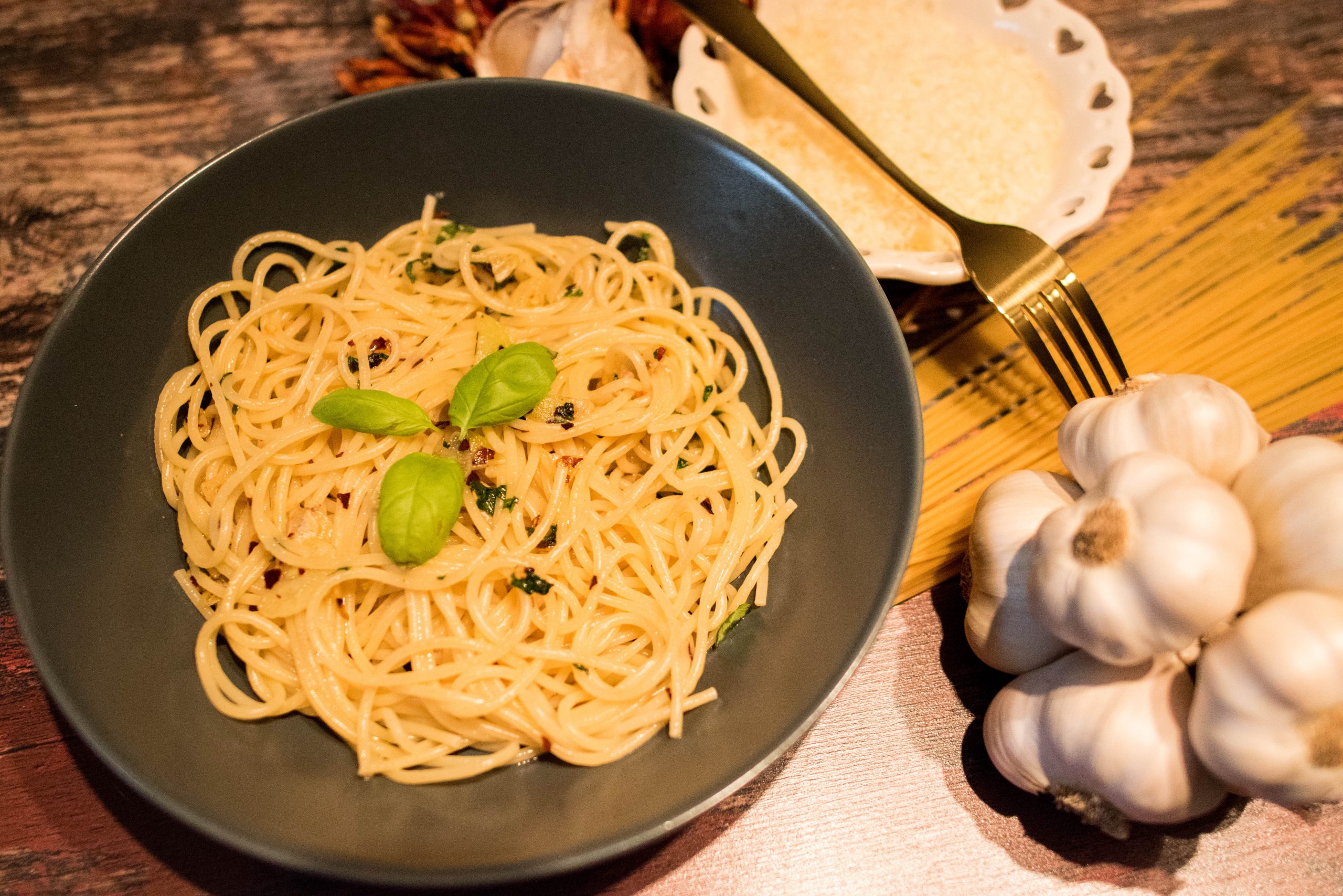 Recept na famózne Spaghetti aglio, olio, peperoncino